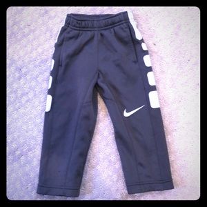 Toddler’s Nike Therma Fit